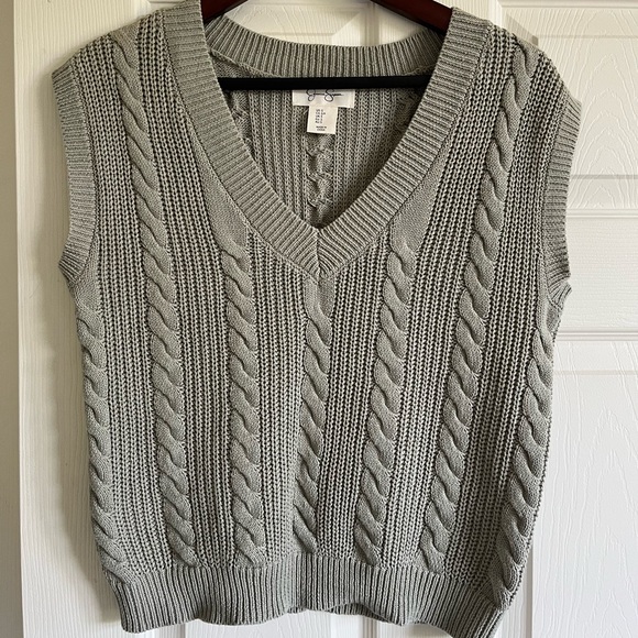 Sage Green Sweater Vest - Picture 1 of 4